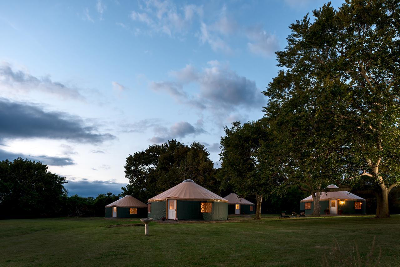 Yale Manor B&B & Yurt Glamping Εξωτερικό φωτογραφία