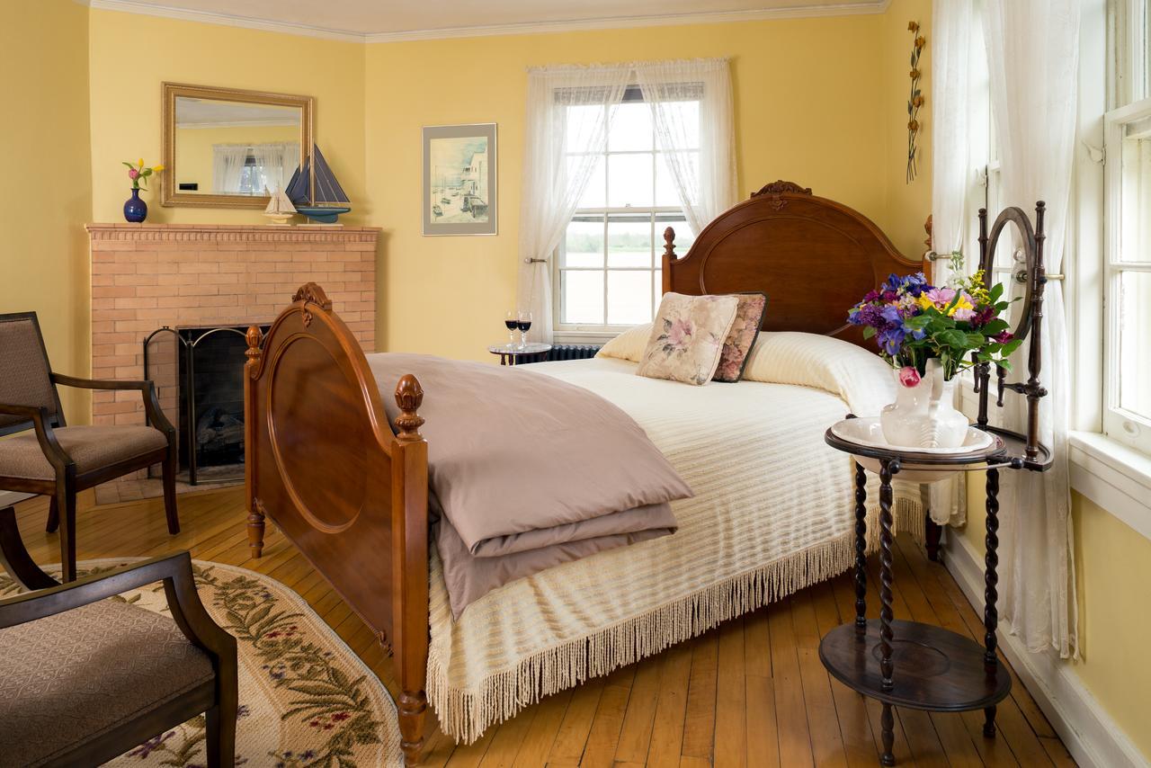 Yale Manor B&B & Yurt Glamping Εξωτερικό φωτογραφία